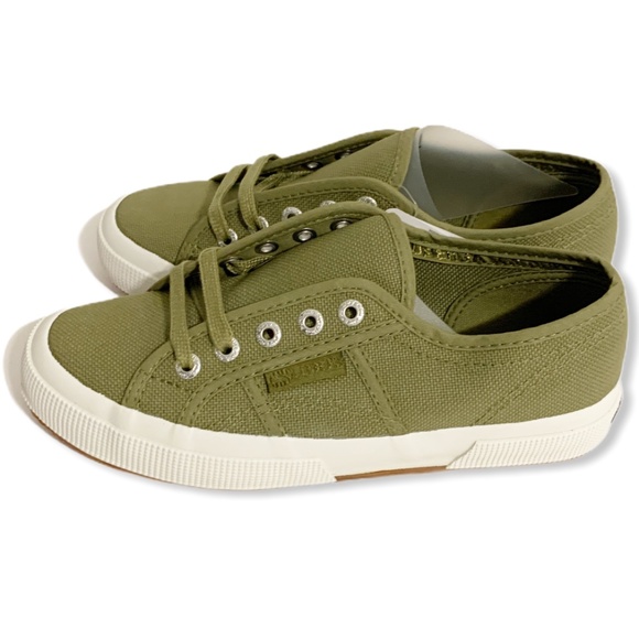 superga olive green